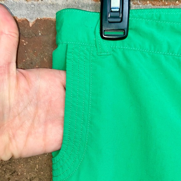 Patagonia- Girl’s Bermuda Pants/Shorts- Sz Sm (8) - Picture 3 of 11